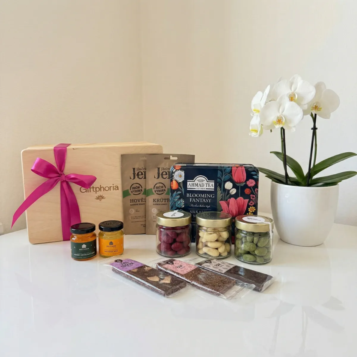 Gift Box - Wild Meadow view 2