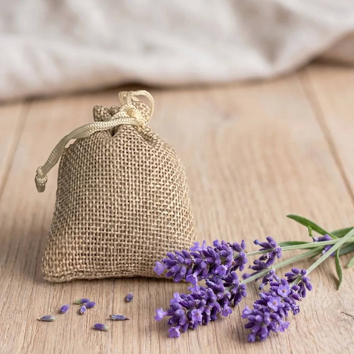 Lavender in a linen bag 1