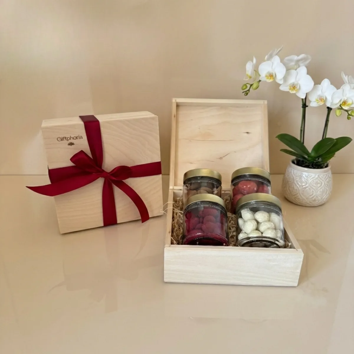 Ruby Snack Collection - Strawberries & Raspberries 1